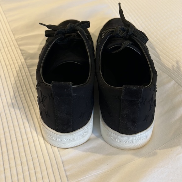 Louis Vuitton sneakers 36 1/2 - Picture 4 of 9